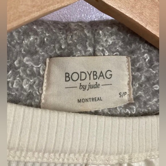 BODYBAG By Jude Cardigan Sweater - Picture 5 of 6